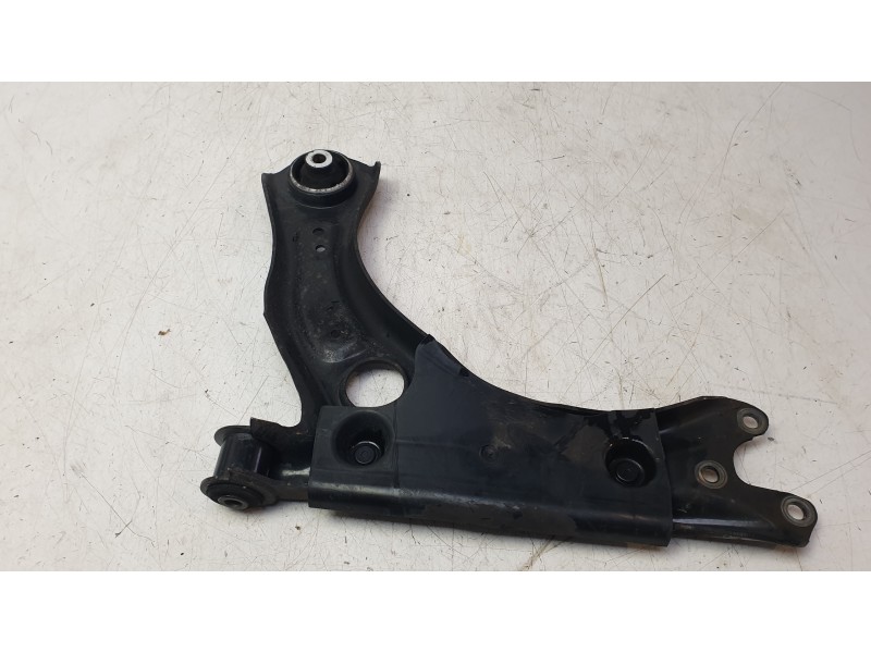 Recambio de brazo suspension inferior delantero derecho para volkswagen polo vi (aw1, bz1, ae1) 1.0 tsi referencia OEM IAM 2Q049