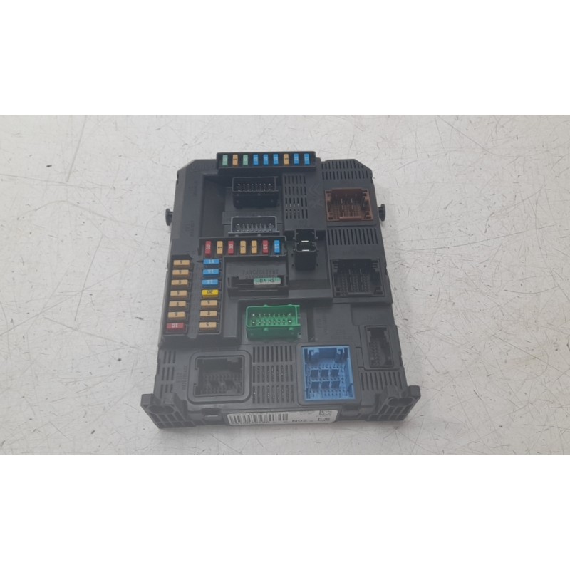 Recambio de caja reles / fusibles para citroën c-elysee (dd_) 1.5 bluehdi 100 referencia OEM IAM 9819849680  