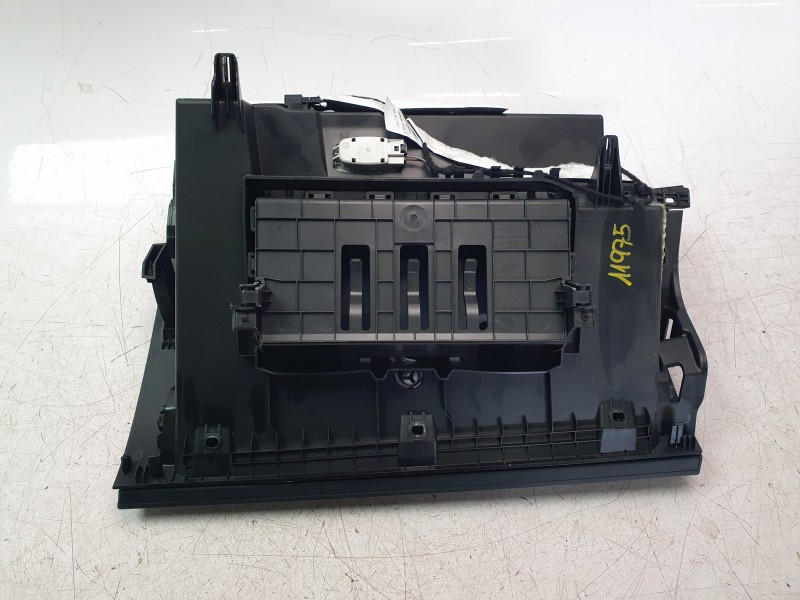 Recambio de guantera para mercedes-benz clase a berlina (bm 177) a 200 d (117.112) referencia OEM IAM 17768012009051  