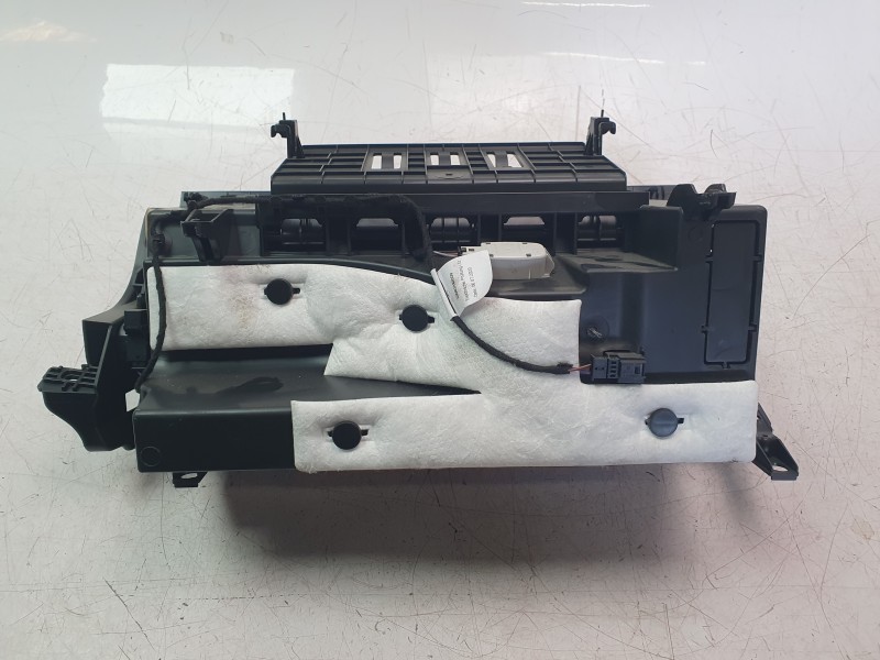 Recambio de guantera para mercedes-benz clase a berlina (bm 177) a 200 d (117.112) referencia OEM IAM 17768012009051  