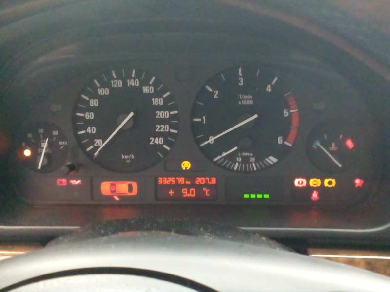 bmw serie 5 berlina (e39) del año 2001