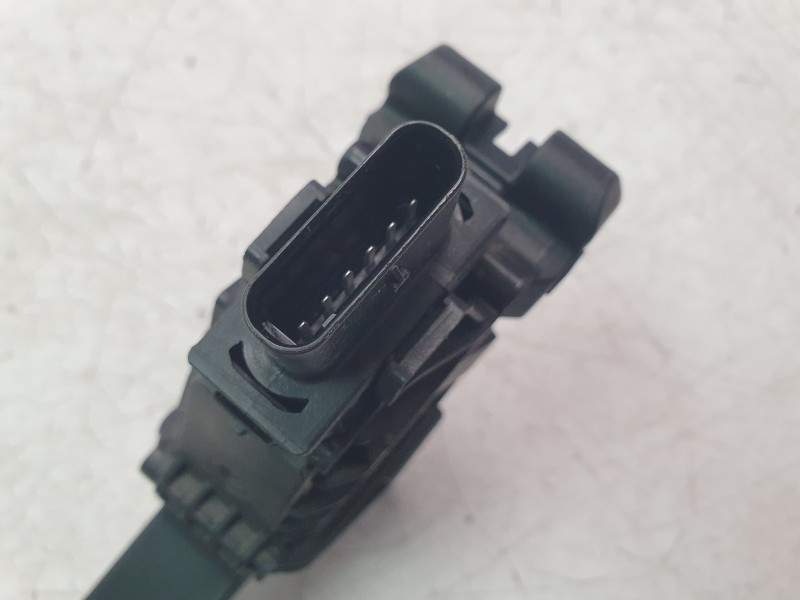 Recambio de potenciometro pedal para mercedes-benz clase a berlina (bm 177) a 200 d (117.112) referencia OEM IAM A1773001800  