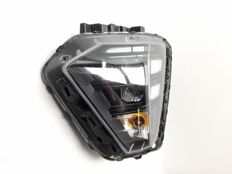 Recambio de faro izquierdo para hyundai kona 1.0 t-gdi referencia OEM IAM   