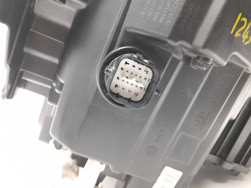Recambio de faro izquierdo para hyundai kona 1.0 t-gdi referencia OEM IAM   