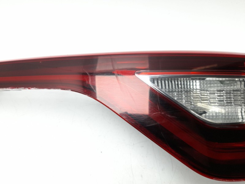 Recambio de piloto trasero derecho interior para renault megane iv sport tourer (k9a/m/n_) 1.3 tce 140 (k9nb) referencia OEM IAM