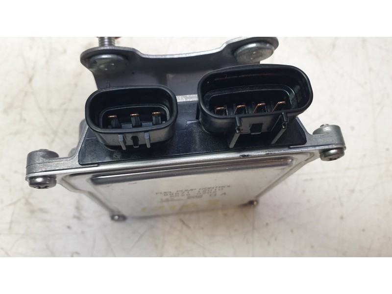 Recambio de modulo electronico para toyota corolla station wagon (_e21_) 2.0 hybrid (mzeh12) referencia OEM IAM 8957112010  