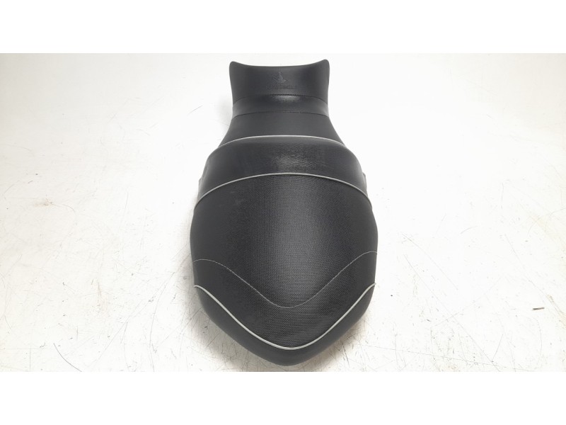 Recambio de asiento para bmw f (801cc - ) f 900 r (4r90) referencia OEM IAM 52539480746  