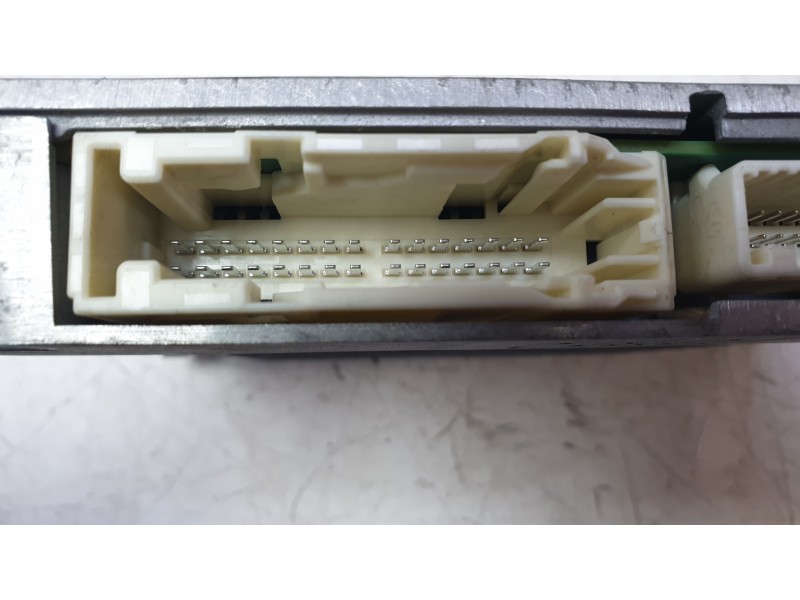 Recambio de modulo electronico para toyota corolla station wagon (_e21_) 2.0 hybrid (mzeh12) referencia OEM IAM 8628002120  