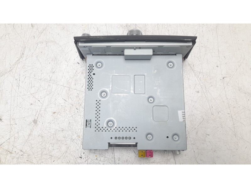 Recambio de sistema audio / radio cd para audi a1 sportback (8xa, 8xf) 1.6 tdi referencia OEM IAM 8XA035183A  