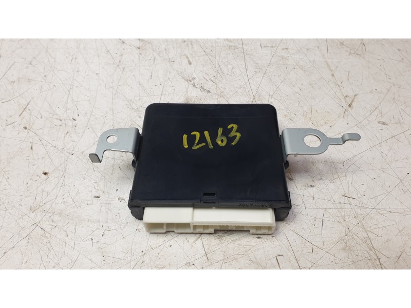 Recambio de modulo electronico para toyota corolla station wagon (_e21_) 2.0 hybrid (mzeh12) referencia OEM IAM 8922212010  