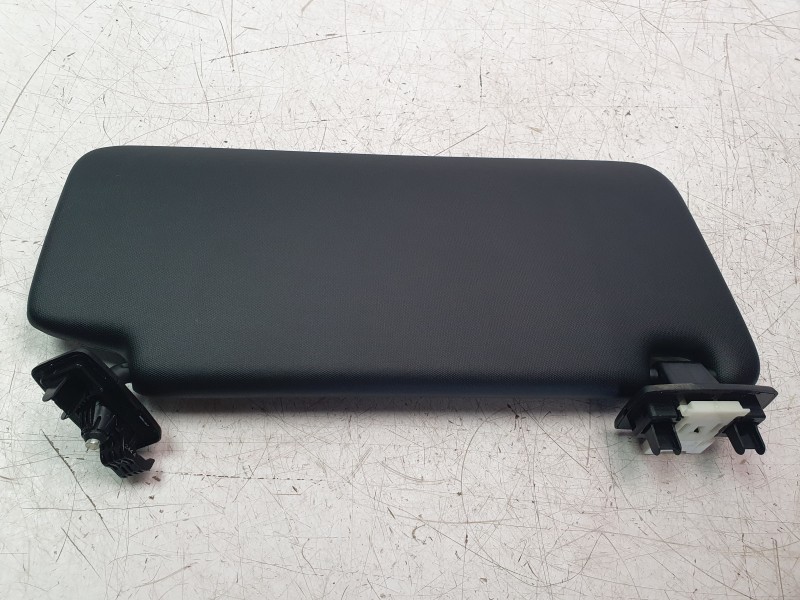 Recambio de parasol izquierdo para mercedes-benz clase a berlina (bm 177) a 200 d (117.112) referencia OEM IAM A1778106100  