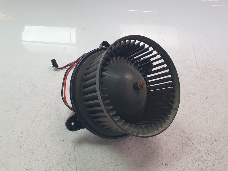 Recambio de ventilador calefaccion para mercedes-benz clase a berlina (bm 177) a 200 d (117.112) referencia OEM IAM 2478308400  