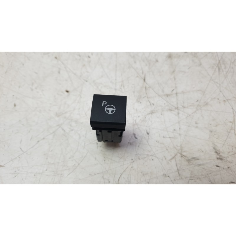 Recambio de interruptor para toyota corolla station wagon (_e21_) 2.0 hybrid (mzeh12) referencia OEM IAM 8449002100  