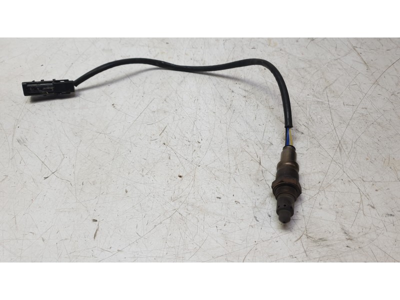 Recambio de sonda lambda para toyota corolla station wagon (_e21_) 2.0 hybrid (mzeh12) referencia OEM IAM A0005422404  