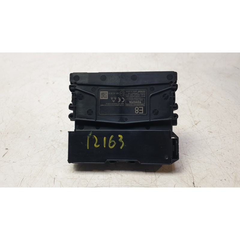 Recambio de modulo electronico para toyota corolla station wagon (_e21_) 2.0 hybrid (mzeh12) referencia OEM IAM 8674012041  