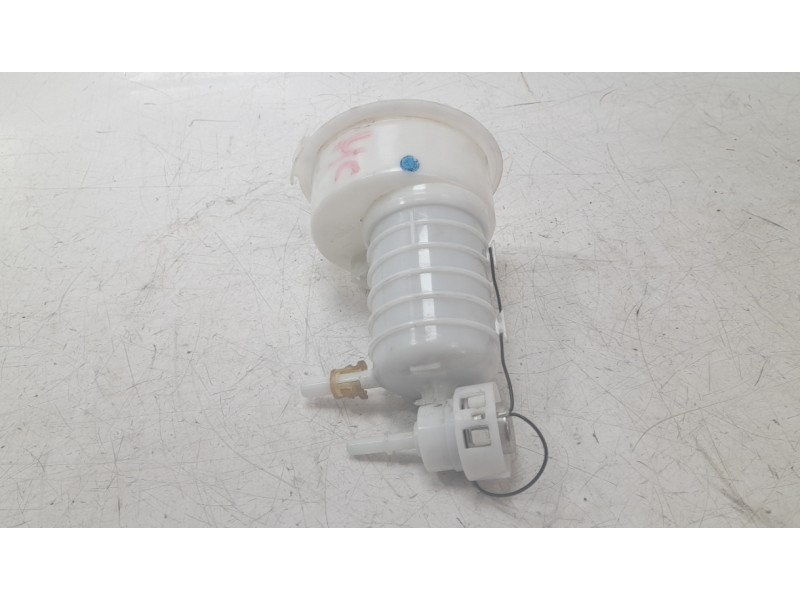 Recambio de bomba combustible para bmw z4 roadster (e89) sdrive 23i referencia OEM IAM 7197687  