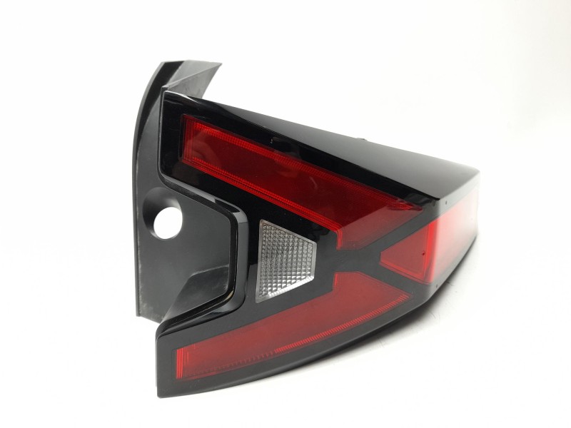 Recambio de piloto trasero derecho para dacia duster iii eco-g 100 essential referencia OEM IAM 265505416R  