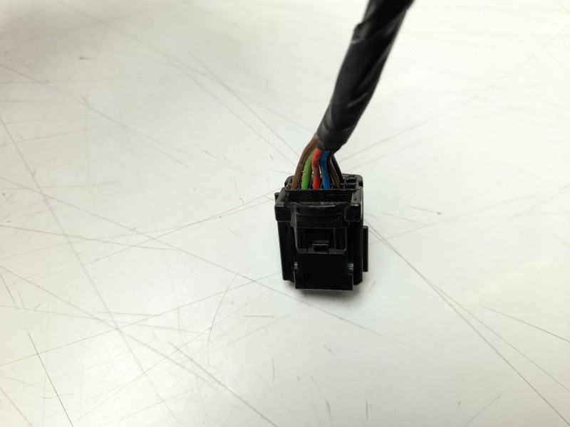 Recambio de retrovisor izquierdo para dacia duster iii eco-g 100 essential referencia OEM IAM 963021502R  