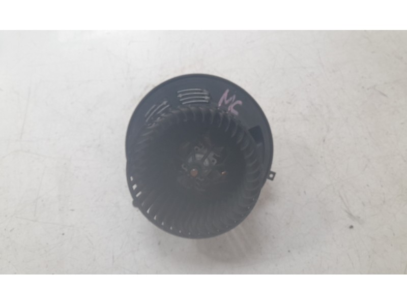 Recambio de ventilador calefaccion para bmw z4 roadster (e89) sdrive 23i referencia OEM IAM 6933663012  2105310/34124