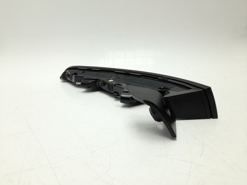 Recambio de piloto trasero derecho para hyundai kona 1.0 t-gdi referencia OEM IAM 92402BE003  