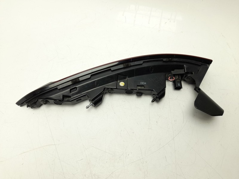 Recambio de piloto trasero derecho para hyundai kona 1.0 t-gdi referencia OEM IAM 92402BE003  