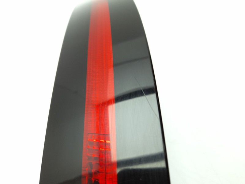 Recambio de piloto trasero derecho para hyundai kona 1.0 t-gdi referencia OEM IAM 92402BE003  