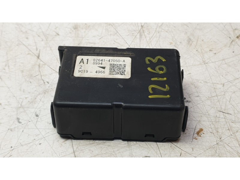 Recambio de modulo electronico para toyota corolla station wagon (_e21_) 2.0 hybrid (mzeh12) referencia OEM IAM 8264147050A  