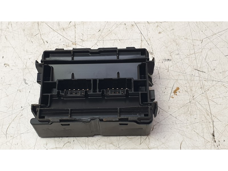 Recambio de modulo electronico para toyota corolla station wagon (_e21_) 2.0 hybrid (mzeh12) referencia OEM IAM 8264147050A  