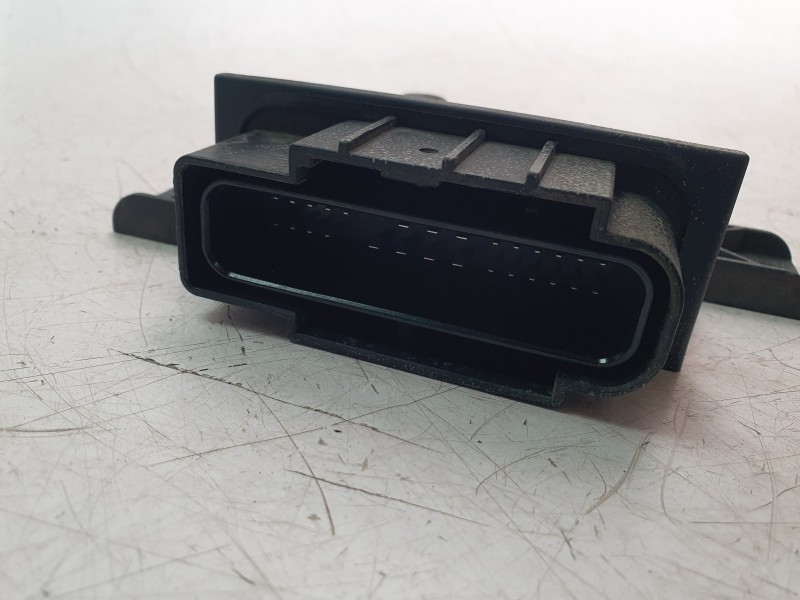 Recambio de modulo electronico para opel insignia b grand sport (z18) 2.0 (68) referencia OEM IAM 13528934  