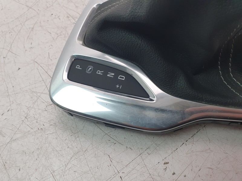 Recambio de pomo palanca cambio para opel insignia b grand sport (z18) 2.0 (68) referencia OEM IAM 39030121  