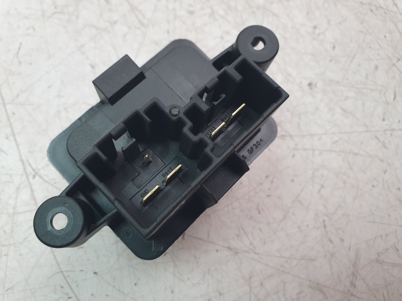 Recambio de resistencia calefaccion para opel insignia b grand sport (z18) 2.0 (68) referencia OEM IAM 13506208  