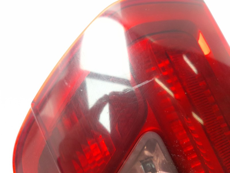 Recambio de piloto trasero derecho interior para citroën c5 iii break (rw_) 2.0 hdi 140 referencia OEM IAM 9671811380  