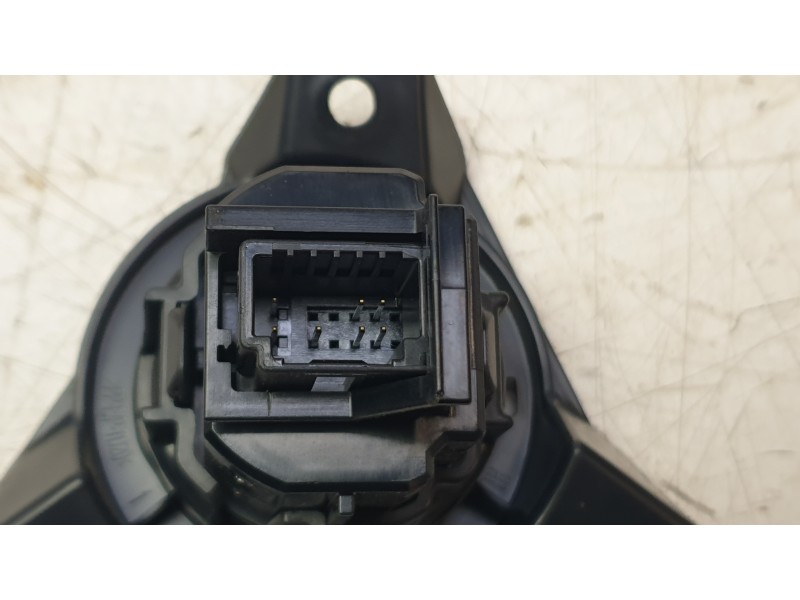 Recambio de mando start/ stop para toyota corolla station wagon (_e21_) 2.0 hybrid (mzeh12) referencia OEM IAM 5544602610  