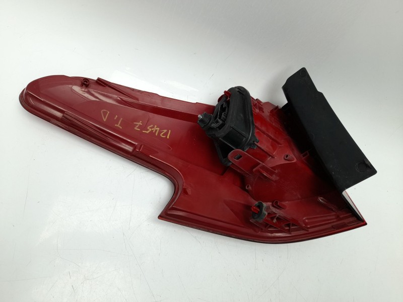 Recambio de piloto trasero derecho para citroën c5 iii break (rw_) 2.0 hdi 140 referencia OEM IAM 9681074080  