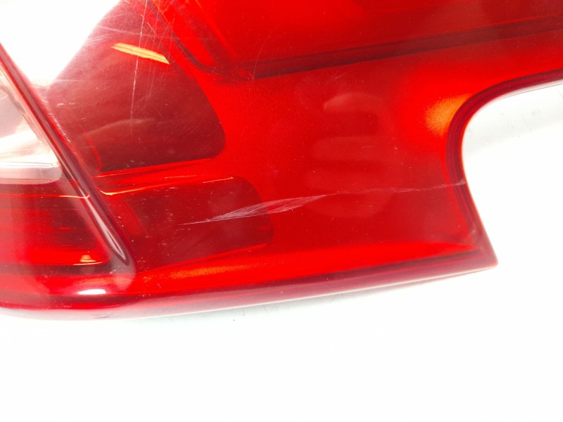 Recambio de piloto trasero derecho para citroën c5 iii break (rw_) 2.0 hdi 140 referencia OEM IAM 9681074080  