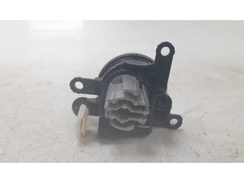 Recambio de faro antiniebla derecho para opel corsa f ultimate referencia OEM IAM 13497330  