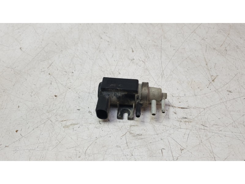 Recambio de valvula aire adicional para volkswagen golf iv (1j1) 1.9 tdi (2000-2008) 101cv 74kw 3p referencia OEM IAM 906627B  C