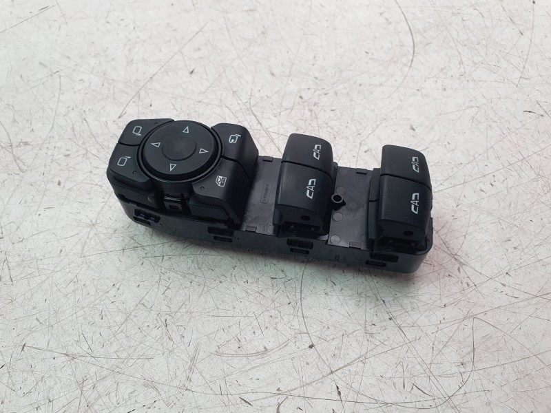 Recambio de mando elevalunas delantero izquierdo para opel insignia b grand sport (z18) 2.0 (68) referencia OEM IAM 84211876  