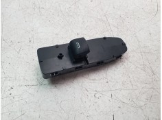 MANDO ELEVALUNAS DELANTERO DERECHO 23333505 