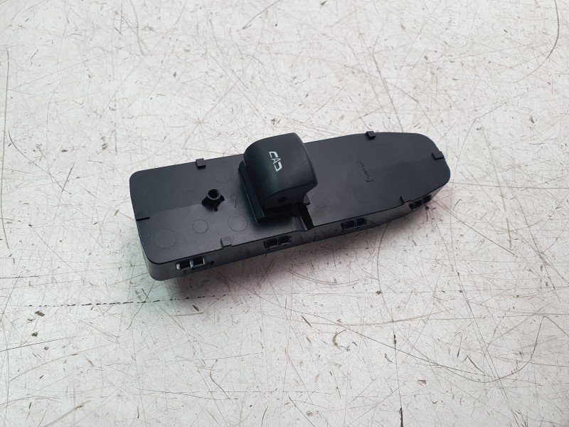 Recambio de mando elevalunas delantero derecho para opel insignia b grand sport (z18) 2.0 (68) referencia OEM IAM 23333505  