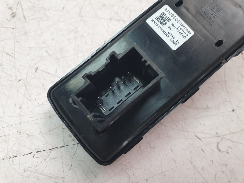 Recambio de mando elevalunas delantero derecho para opel insignia b grand sport (z18) 2.0 (68) referencia OEM IAM 23333505  