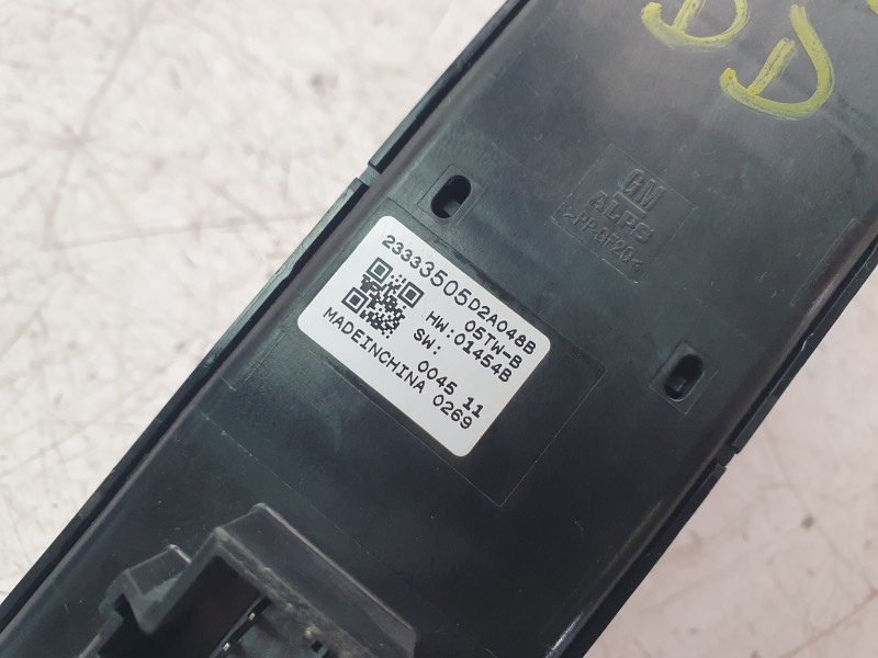 Recambio de mando elevalunas delantero derecho para opel insignia b grand sport (z18) 2.0 (68) referencia OEM IAM 23333505  