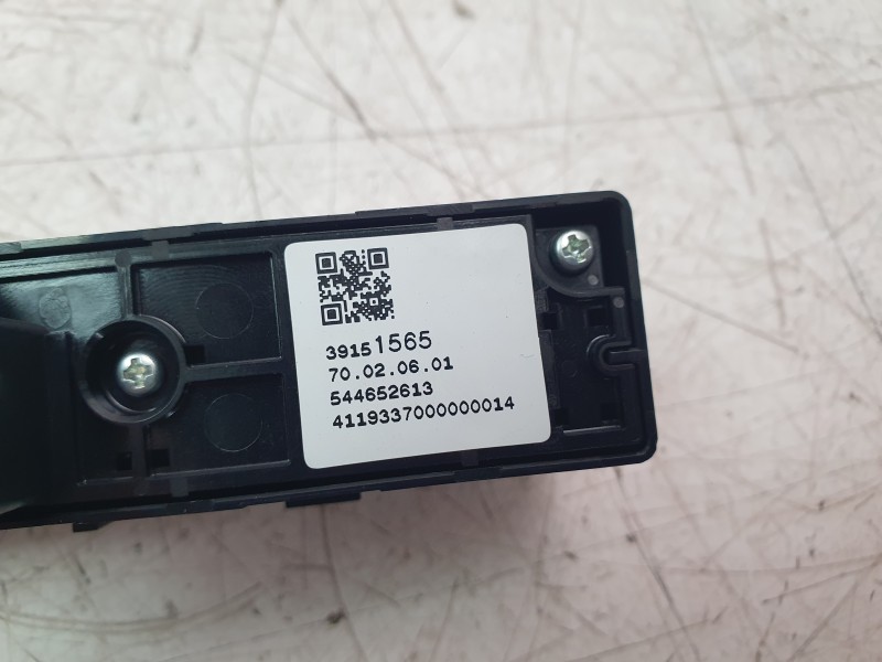 Recambio de mando multifuncion para opel insignia b grand sport (z18) 2.0 (68) referencia OEM IAM 39151565  