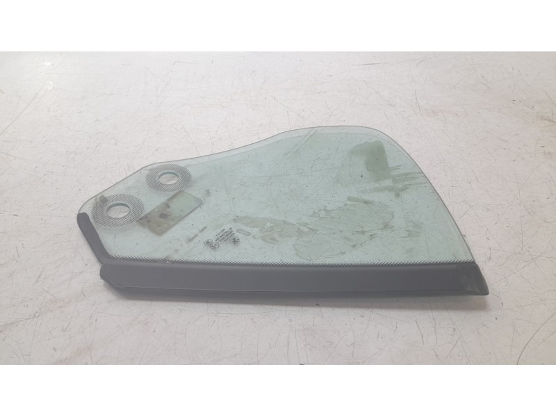 Recambio de luna custodia trasera izquierda para bmw z4 roadster (e89) sdrive 23i referencia OEM IAM 51377192301  