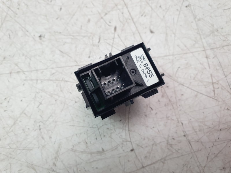 Recambio de freno de mano electrico para opel insignia b grand sport (z18) 2.0 (68) referencia OEM IAM 22818055  