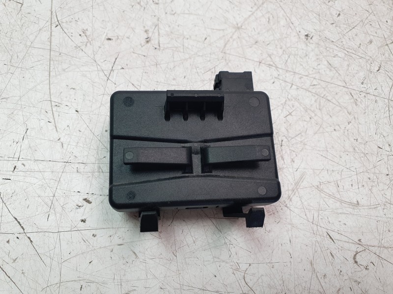 Recambio de modulo electronico para opel insignia b grand sport (z18) 2.0 (68) referencia OEM IAM 13523281  