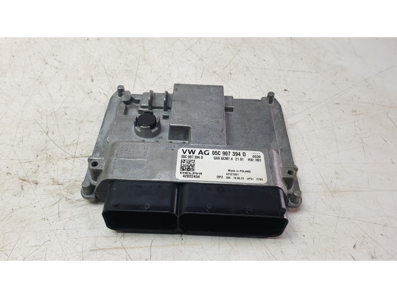 Recambio de centralita motor uce para volkswagen polo vi (aw1, bz1, ae1) 1.0 tsi referencia OEM IAM 04C906026BD  