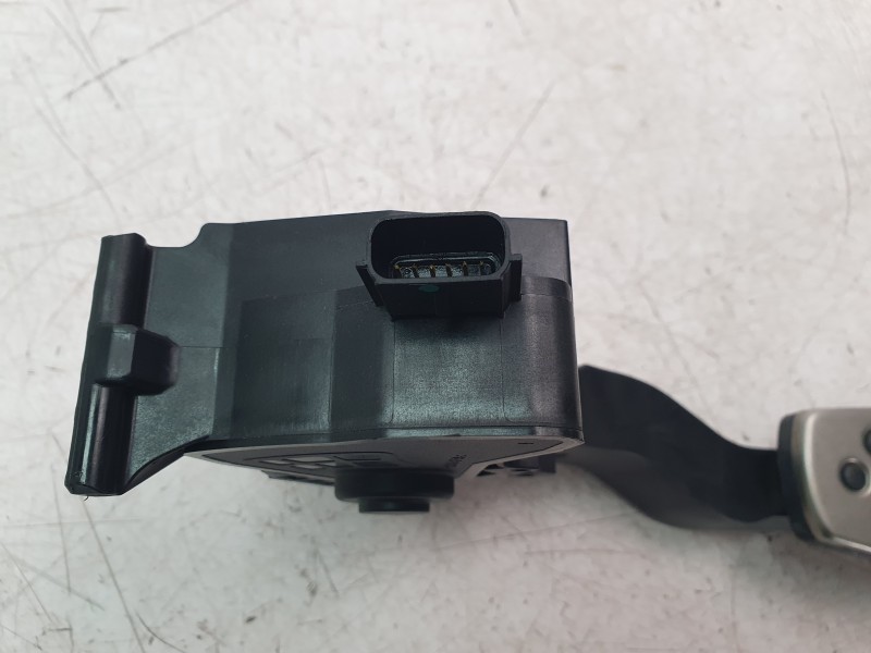 Recambio de potenciometro pedal para opel insignia b grand sport (z18) 2.0 (68) referencia OEM IAM 84657615  