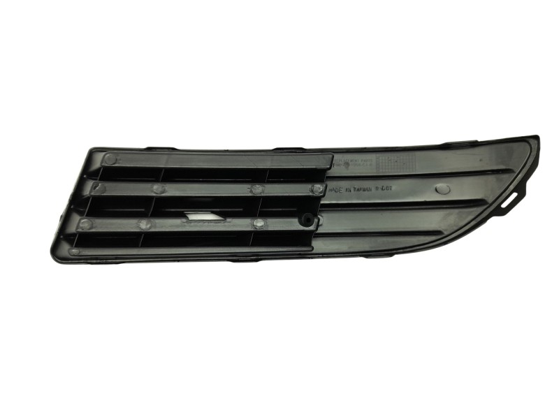 Recambio de rejilla paragolpes derecha para volkswagen polo (9n3) referencia OEM IAM 6Q0853666E9B9  107233919/2501122/VG0222123