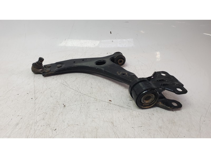 Recambio de brazo suspension delantero izquierdo para ford c-max (ceu) business edition referencia OEM IAM 2173541  ZWDFR019